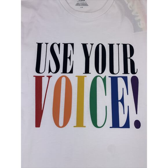 Levi's Mens Women‎ Large L Pride Logo "Use Your Voice!" LGBTQ White Tank Top NWT - Picture 2 of 9
